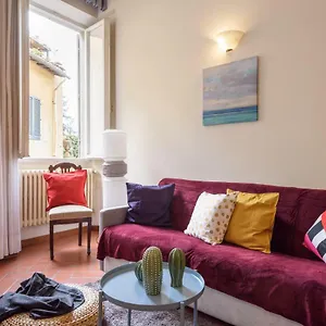 Apartment Enchanting Alcove In Ponte Vecchio, Florence